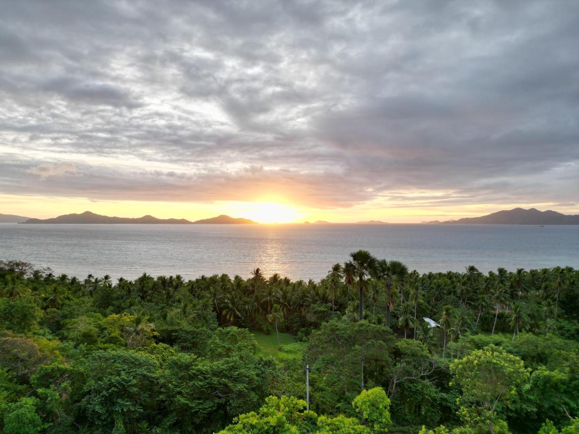 Erlittop Nature Lodge エルニド エクステリア 写真