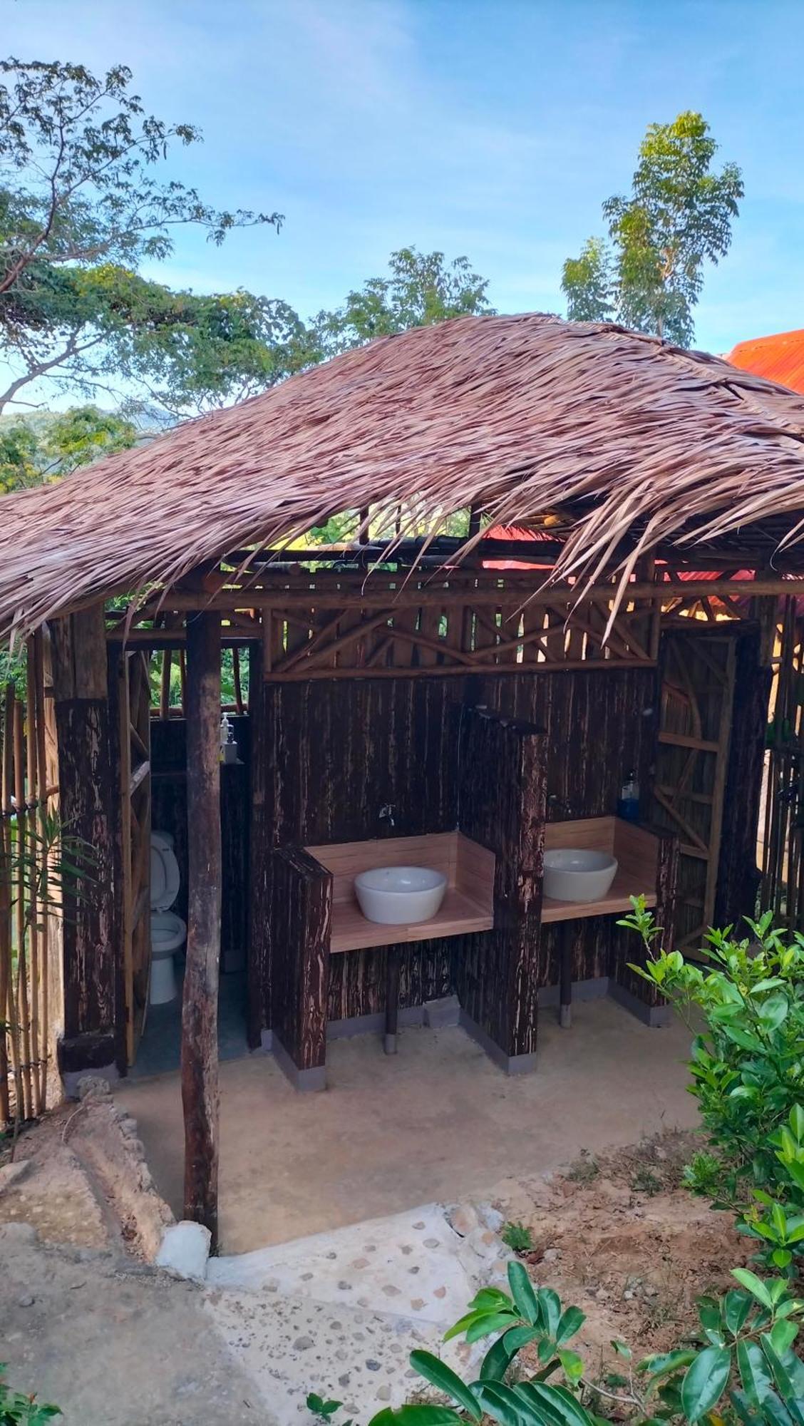 Erlittop Nature Lodge エルニド エクステリア 写真